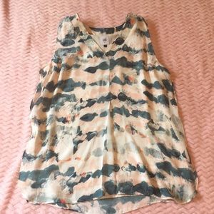 CAbi Tops - Cabi sleeveless blouse CAbi Tops - Cabi sleeveless blouse